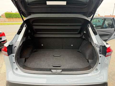 Nissan Qashqai 1.5 h e-POWER Kuro Edition Auto Euro 6 (s/s) 5dr - U79374