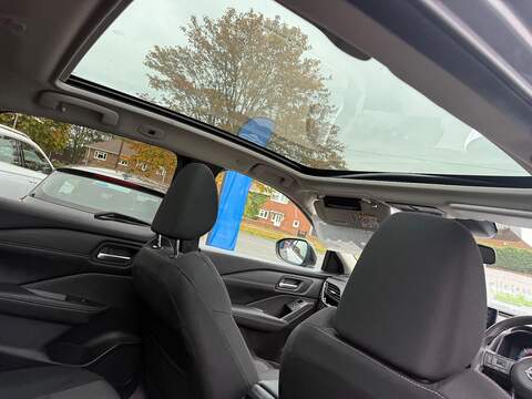 Nissan Qashqai 1.5 h e-POWER Kuro Edition Auto Euro 6 (s/s) 5dr - U79374