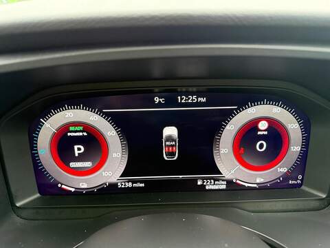 Nissan Qashqai 1.5 h e-POWER Kuro Edition Auto Euro 6 (s/s) 5dr - U79374