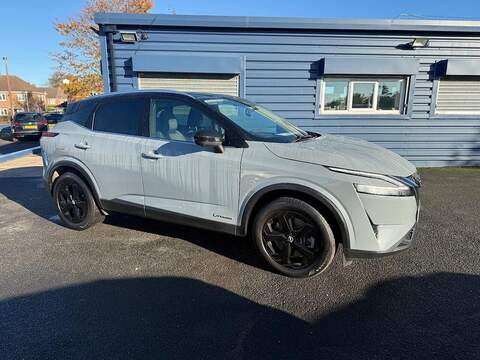 Nissan Qashqai 1.5 h e-POWER Kuro Edition Auto Euro 6 (s/s) 5dr - U79374