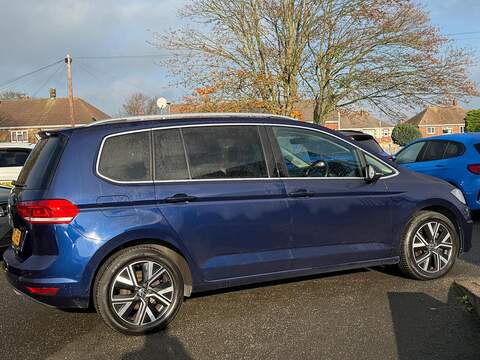 Volkswagen Touran 1.5 TSI EVO SEL DSG Euro 6 (s/s) 5dr - U79376