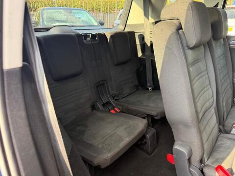 Volkswagen Touran 1.5 TSI EVO SEL DSG Euro 6 (s/s) 5dr - U79376