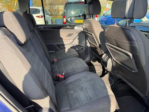 Volkswagen Touran 1.5 TSI EVO SEL DSG Euro 6 (s/s) 5dr - U79376