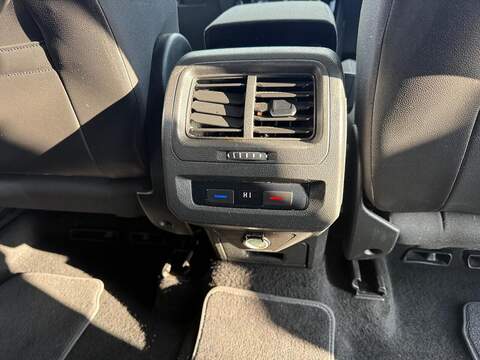 Volkswagen Touran 1.5 TSI EVO SEL DSG Euro 6 (s/s) 5dr - U79376