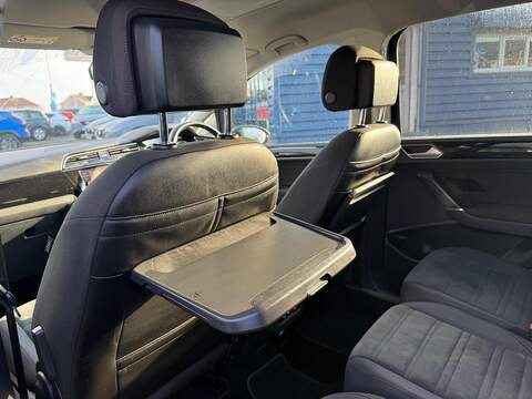 Volkswagen Touran 1.5 TSI EVO SEL DSG Euro 6 (s/s) 5dr - U79376