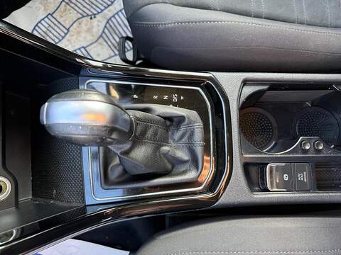 Volkswagen Touran 1.5 TSI EVO SEL DSG Euro 6 (s/s) 5dr - U79376