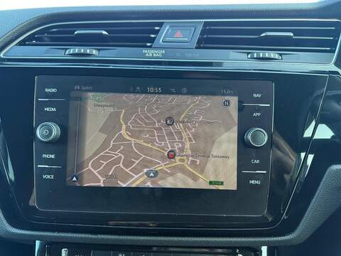 Volkswagen Touran 1.5 TSI EVO SEL DSG Euro 6 (s/s) 5dr - U79376