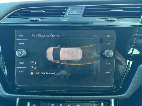 Volkswagen Touran 1.5 TSI EVO SEL DSG Euro 6 (s/s) 5dr - U79376