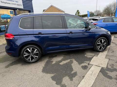 Volkswagen Touran 1.5 TSI EVO SEL DSG Euro 6 (s/s) 5dr - U79376
