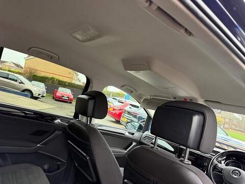 Volkswagen Touran 1.5 TSI EVO SEL DSG Euro 6 (s/s) 5dr - U79376