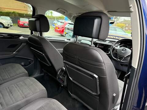 Volkswagen Touran 1.5 TSI EVO SEL DSG Euro 6 (s/s) 5dr - U79376