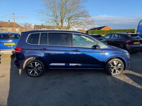 Volkswagen Touran 1.5 TSI EVO SEL DSG Euro 6 (s/s) 5dr - U79376
