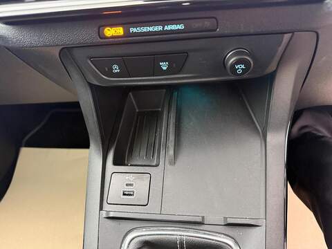 Ford Puma 1.0T EcoBoost MHEV Titanium Euro 6 (s/s) 5dr - U79378