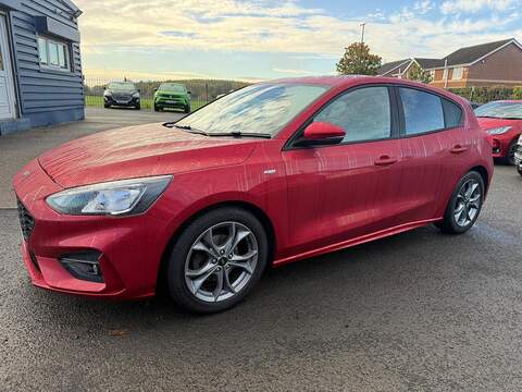 Ford Focus T EcoBoost ST-Line Hatchback 1.0 Automatic Petrol - U79383