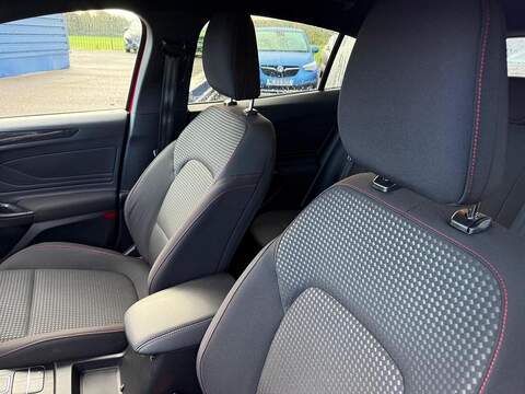 Ford Focus T EcoBoost ST-Line Hatchback 1.0 Automatic Petrol - U79383