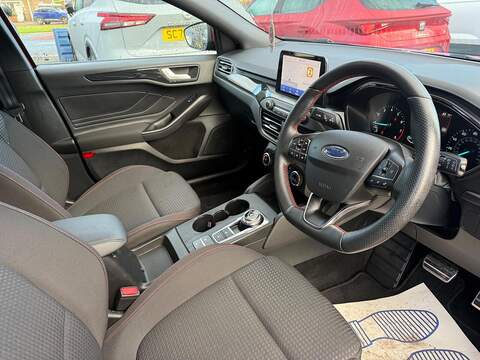 Ford Focus T EcoBoost ST-Line Hatchback 1.0 Automatic Petrol - U79383