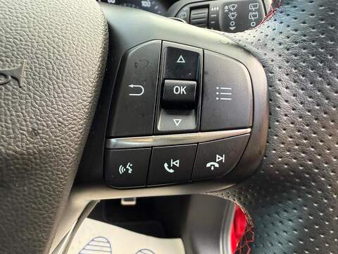 Ford Focus T EcoBoost ST-Line Hatchback 1.0 Automatic Petrol - U79383