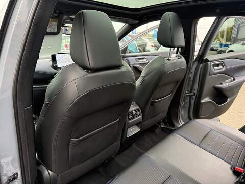 Nissan Qashqai 1.3 DIG-T MHEV Tekna Euro 6 (s/s) 5dr - U79384