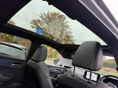 Nissan Qashqai 1.3 DIG-T MHEV Tekna Euro 6 (s/s) 5dr - U79384