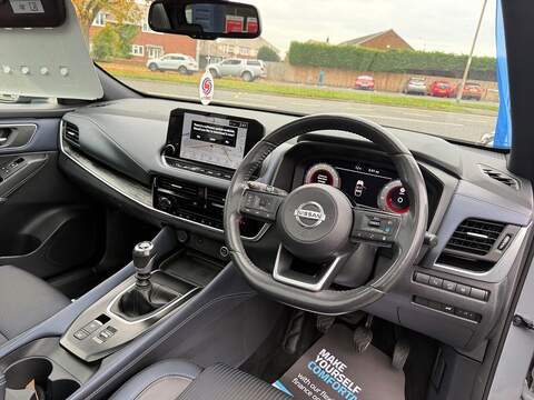 Nissan Qashqai 1.3 DIG-T MHEV Tekna Euro 6 (s/s) 5dr - U79384