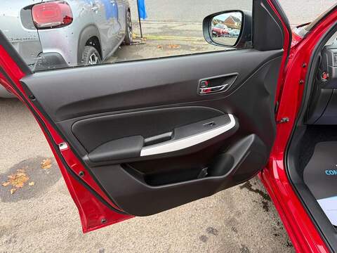 Suzuki Swift 1.2 Dualjet MHEV SZ-T Hatchback 5dr Petrol Hybrid CVT Euro 6 (s/s) (83 ps) - U79386