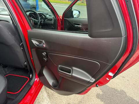 Suzuki Swift 1.2 Dualjet MHEV SZ-T Hatchback 5dr Petrol Hybrid CVT Euro 6 (s/s) (83 ps) - U79386