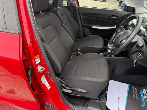 Suzuki Swift 1.2 Dualjet MHEV SZ-T Hatchback 5dr Petrol Hybrid CVT Euro 6 (s/s) (83 ps) - U79386
