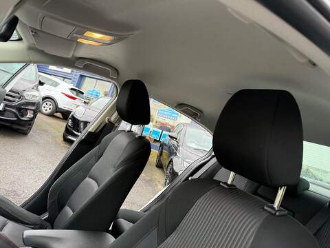 Mazda Mazda3 2.0 SKYACTIV-G Sport Nav Fastback 4dr Petrol Manual Euro 5 (s/s) (120 ps) - U79387