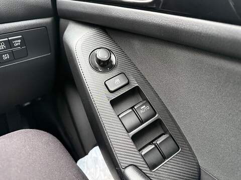 Mazda Mazda3 2.0 SKYACTIV-G Sport Nav Fastback 4dr Petrol Manual Euro 5 (s/s) (120 ps) - U79387