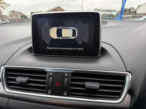 Mazda Mazda3 2.0 SKYACTIV-G Sport Nav Fastback 4dr Petrol Manual Euro 5 (s/s) (120 ps) - U79387