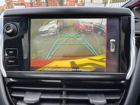 Peugeot 2008 1.2 PureTech GT Line SUV 5dr Petrol Manual Euro 6 (s/s) (130 ps) - U79388