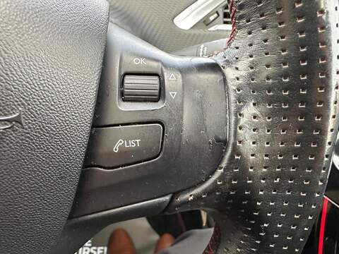 Peugeot 2008 1.2 PureTech GT Line SUV 5dr Petrol Manual Euro 6 (s/s) (130 ps) - U79388