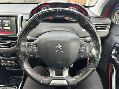 Peugeot 2008 1.2 PureTech GT Line SUV 5dr Petrol Manual Euro 6 (s/s) (130 ps) - U79388