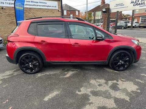 Peugeot 2008 1.2 PureTech GT Line SUV 5dr Petrol Manual Euro 6 (s/s) (130 ps) - U79388