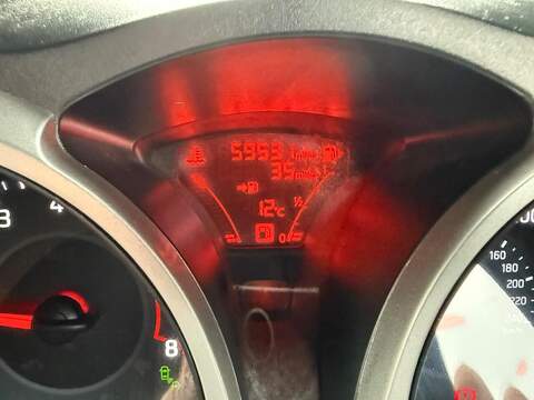 Nissan Juke 1.2 DIG-T Tekna Euro 6 (s/s) 5dr - U79392