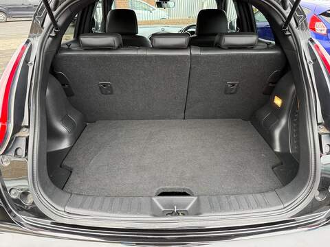 Nissan Juke 1.2 DIG-T Tekna Euro 6 (s/s) 5dr - U79392