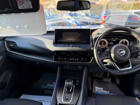 Nissan Qashqai 1.3 DIG-T MHEV Tekna XTRON Euro 6 (s/s) 5dr - U79393