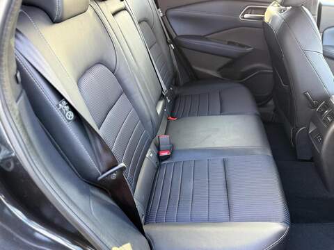 Nissan Qashqai 1.3 DIG-T MHEV Tekna XTRON Euro 6 (s/s) 5dr - U79393