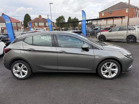 Vauxhall Astra 1.4i Turbo SRi Euro 6 5dr - U79395
