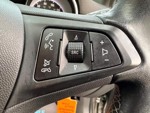 Vauxhall Astra 1.4i Turbo SRi Euro 6 5dr - U79395