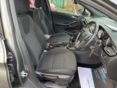 Vauxhall Astra 1.4i Turbo SRi Euro 6 5dr - U79395