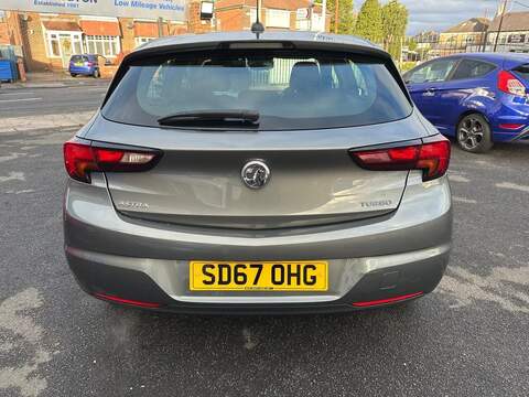 Vauxhall Astra 1.4i Turbo SRi Euro 6 5dr - U79395