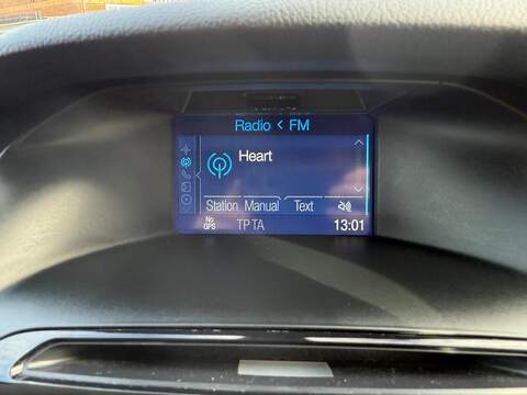 Ford Focus 1.6 TDCi Titanium Navigator Euro 5 (s/s) 5dr - U79402