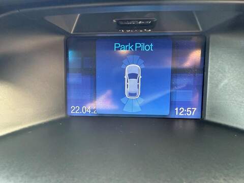 Ford Focus 1.6 TDCi Titanium Navigator Euro 5 (s/s) 5dr - U79402