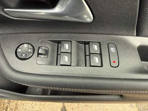 Vauxhall Mokka 1.2 Turbo GS Euro 6 (s/s) 5dr SUV 1.2 Manual Petrol - U79404