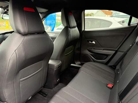 Vauxhall Mokka 1.2 Turbo GS Euro 6 (s/s) 5dr SUV 1.2 Manual Petrol - U79404