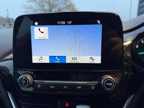 Ford Fiesta 1.0T EcoBoost Zetec Hatchback 5dr Petrol Manual Euro 6 (s/s) (100 ps) - U79406