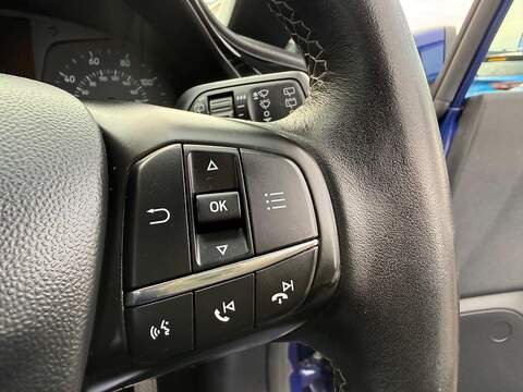 Ford Fiesta 1.0T EcoBoost Zetec Hatchback 5dr Petrol Manual Euro 6 (s/s) (100 ps) - U79406