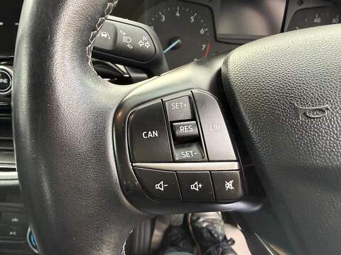 Ford Fiesta 1.0T EcoBoost Zetec Hatchback 5dr Petrol Manual Euro 6 (s/s) (100 ps) - U79406