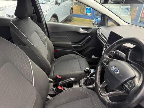 Ford Fiesta 1.0T EcoBoost Zetec Hatchback 5dr Petrol Manual Euro 6 (s/s) (100 ps) - U79406